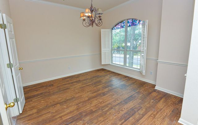 1806 Chasewood DR, Austin, TX 78727