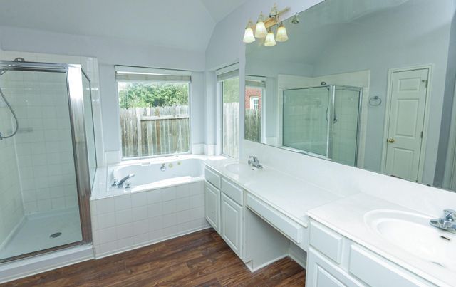 1806 Chasewood DR, Austin, TX 78727