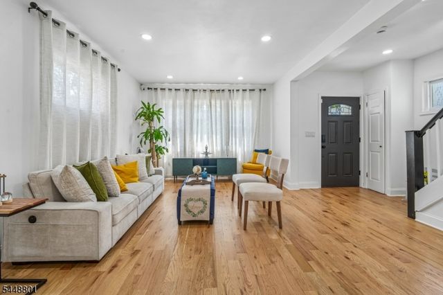 241 Brighton Ave, East Orange City, NJ 07017