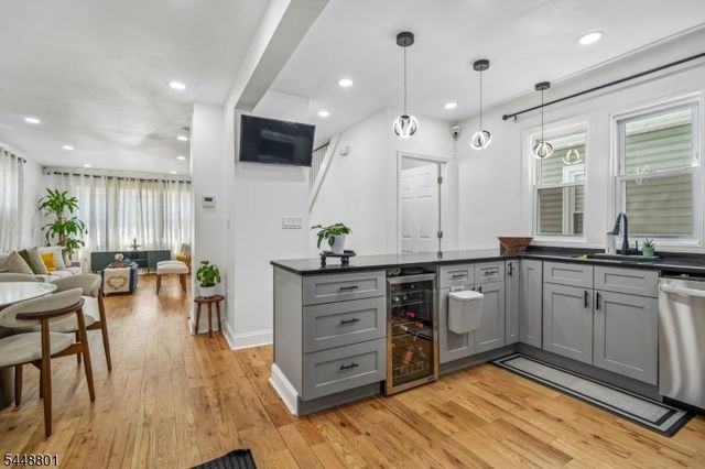 241 Brighton Ave, East Orange City, NJ 07017