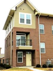 662 E Algonquin Road 5102, Schaumburg, IL 60173