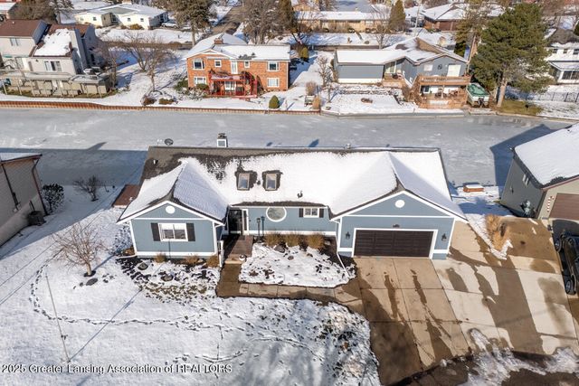 10273 Burgundy Boulevard, Dimondale, MI 48821