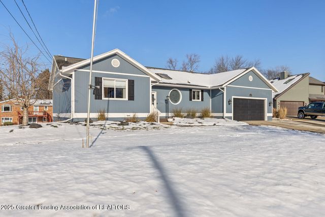 10273 Burgundy Boulevard, Dimondale, MI 48821