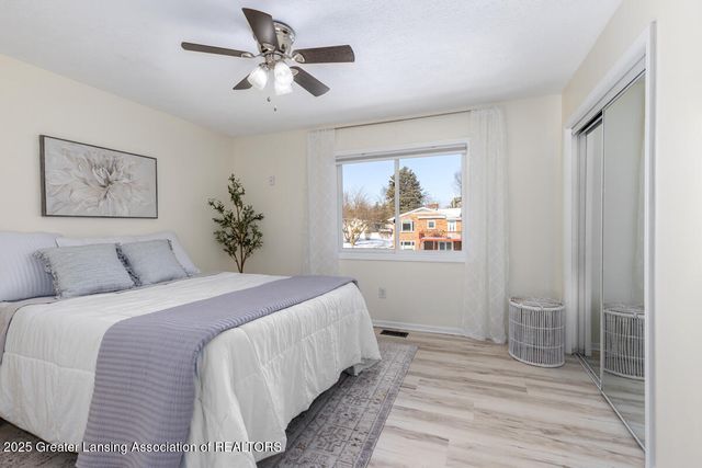 10273 Burgundy Boulevard, Dimondale, MI 48821