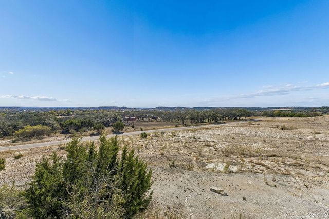 944 Metzger, Fredericksburg, TX 78624