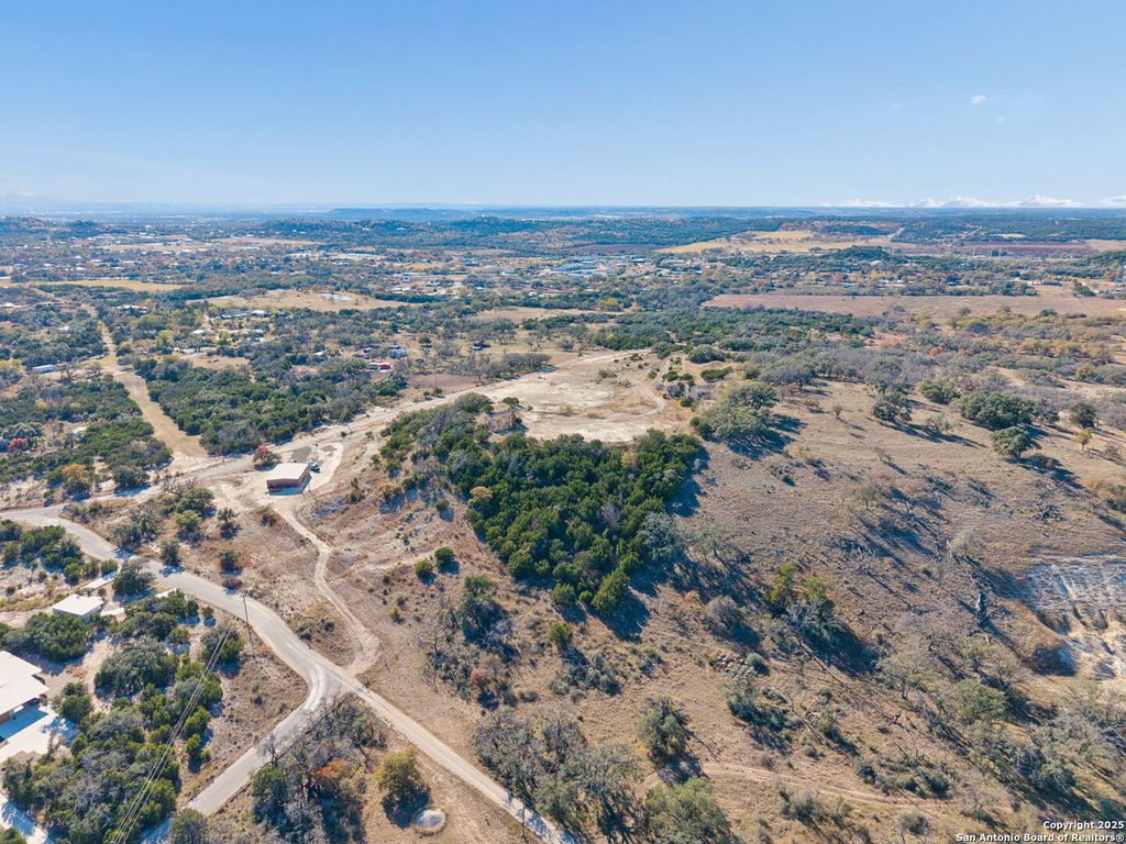 944 Metzger, Fredericksburg, TX 78624