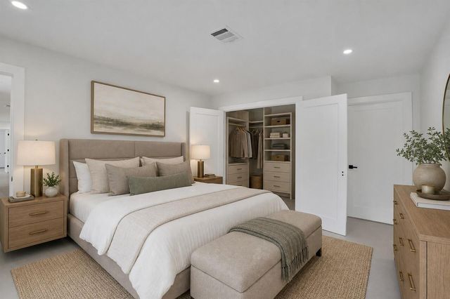5561 NE 26th Avenue, Fort Lauderdale, FL 33308