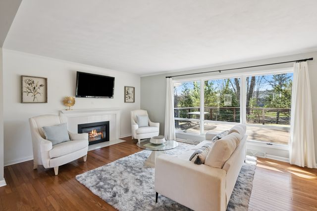 3410 37th Avenue, Rock Island, IL 61201