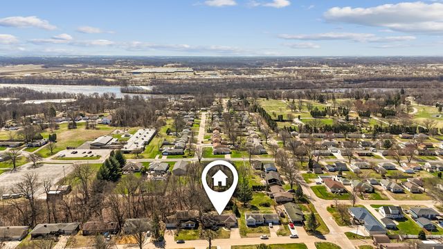 3410 37th Avenue, Rock Island, IL 61201