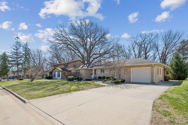 3410 37th Avenue, Rock Island, IL 61201