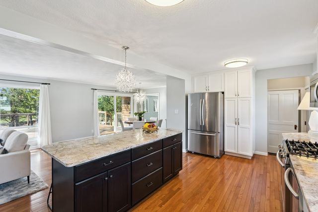 3410 37th Avenue, Rock Island, IL 61201