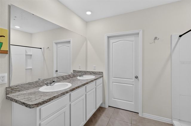 787 AUBURN GROVE CT., Auburndale, FL 33823