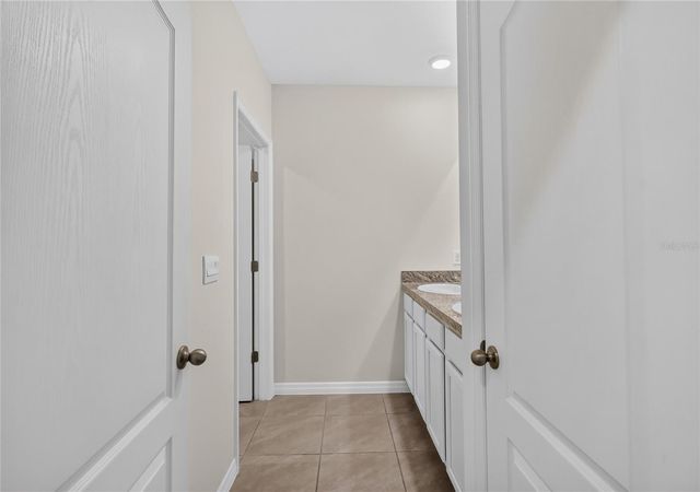 787 AUBURN GROVE CT., Auburndale, FL 33823