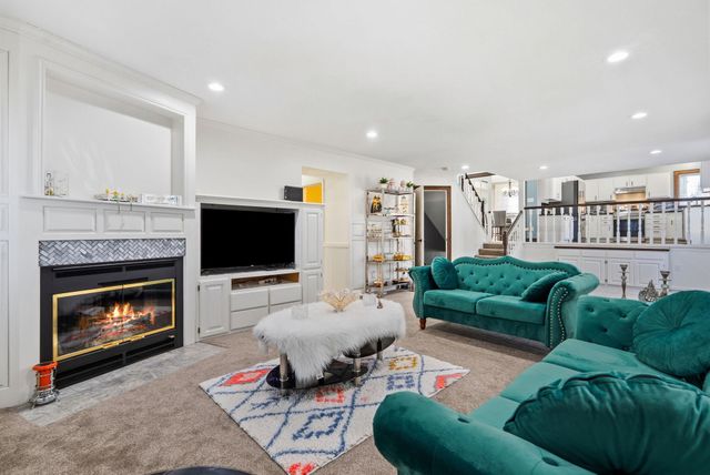 7273 Stagecoach Trail, Circle Pines, MN 55014