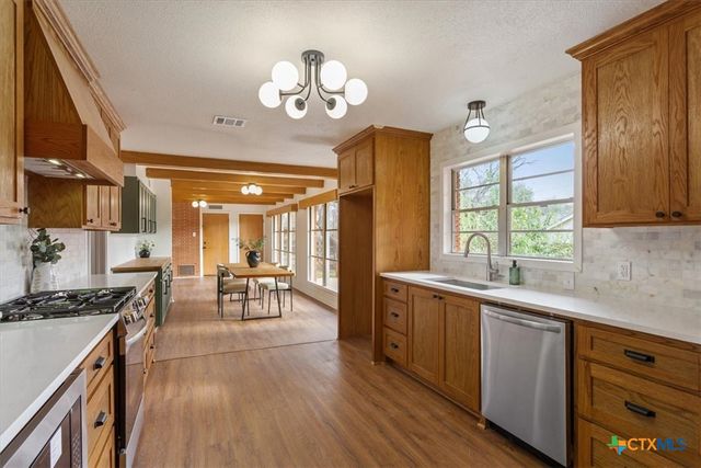 2305 N 15th Street, Temple, TX 76501