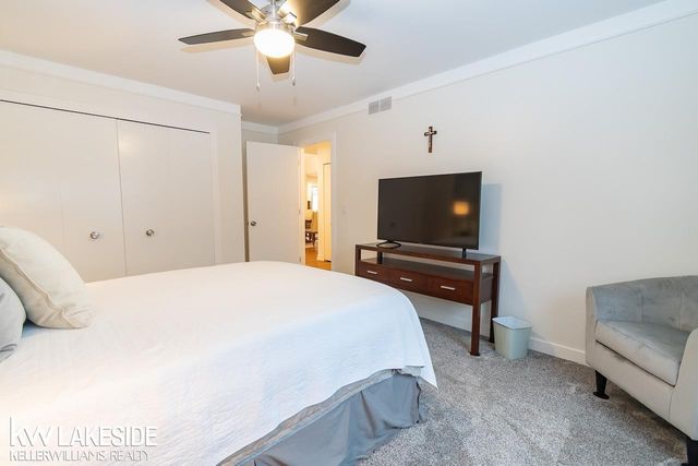 42565 Leonardo's Way, Clinton Twp, MI 48038