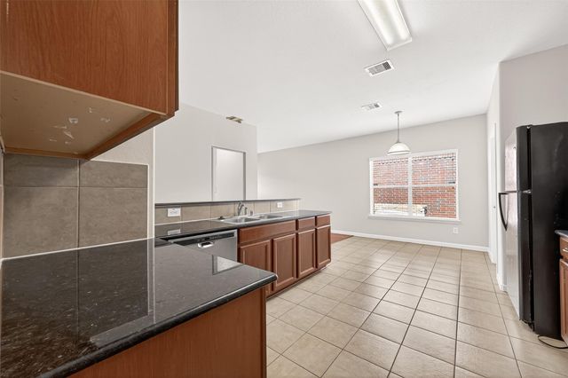 18210 Tangle Tree Lane, Houston, TX 77084