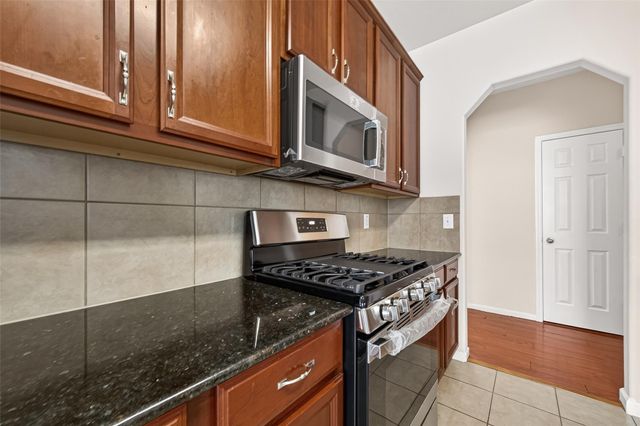 18210 Tangle Tree Lane, Houston, TX 77084