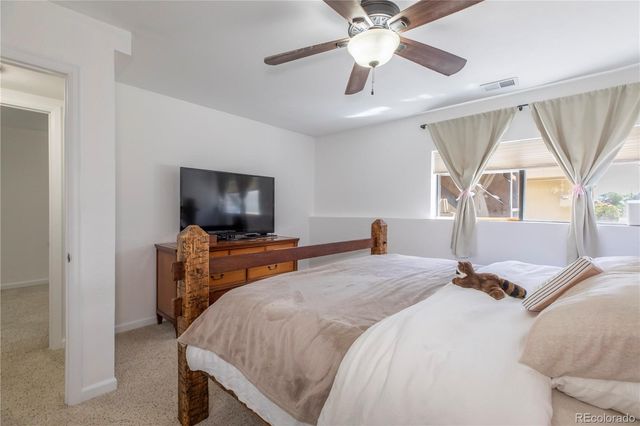 1148 S Newland Place, Lakewood, CO 80232