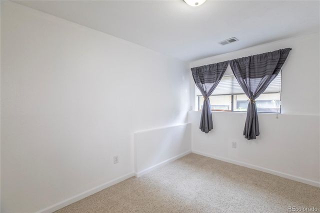 1148 S Newland Place, Lakewood, CO 80232