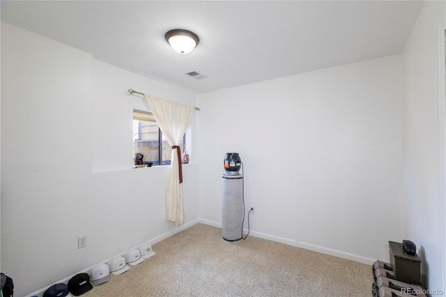 1148 S Newland Place, Lakewood, CO 80232