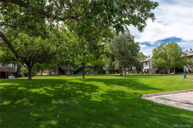 1148 S Newland Place, Lakewood, CO 80232