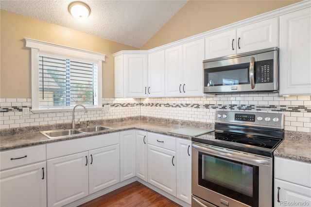 1148 S Newland Place, Lakewood, CO 80232