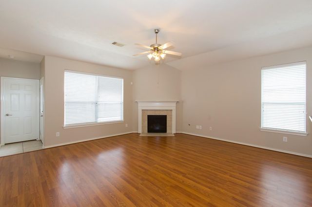 10206 N Pine Ivy Lane, Tomball, TX 77375
