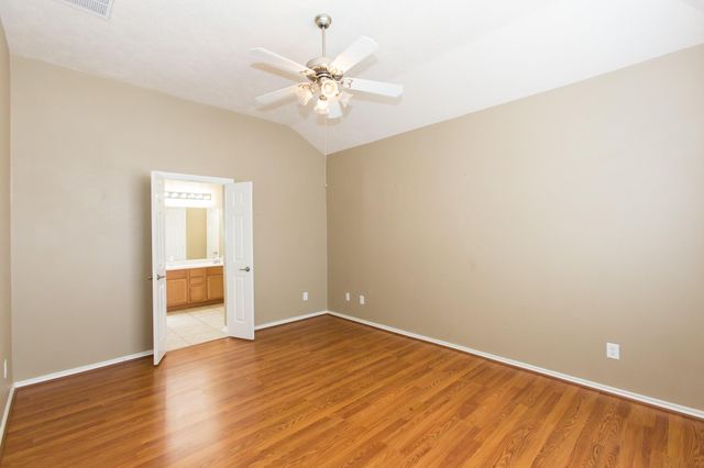 10206 N Pine Ivy Lane, Tomball, TX 77375