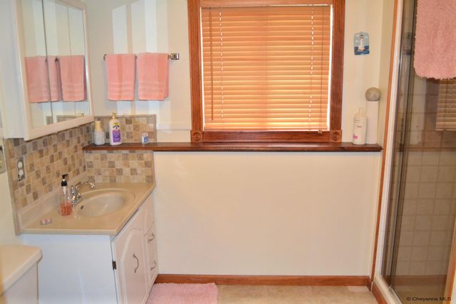 4005 VAN BUREN AVE, Cheyenne, WY 82001