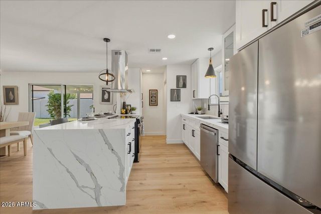 8649 E STARLIGHT Way, Scottsdale, AZ 85250