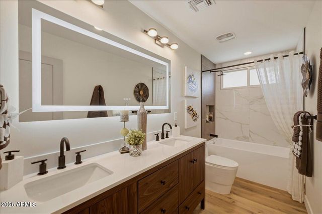 8649 E STARLIGHT Way, Scottsdale, AZ 85250