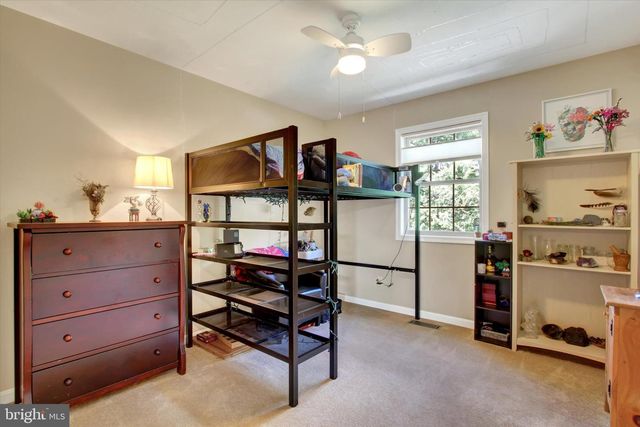 39 N PHEASANT WAY, Abbottstown, PA 17301