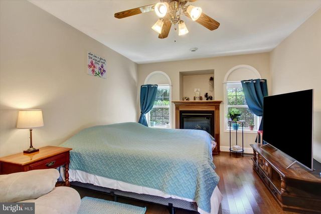 39 N PHEASANT WAY, Abbottstown, PA 17301
