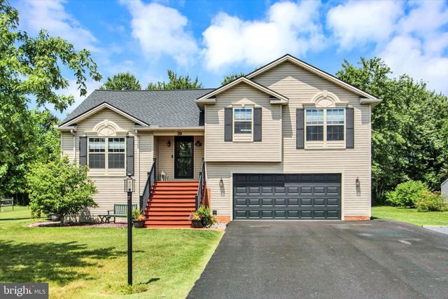 39 N PHEASANT WAY, Abbottstown, PA 17301
