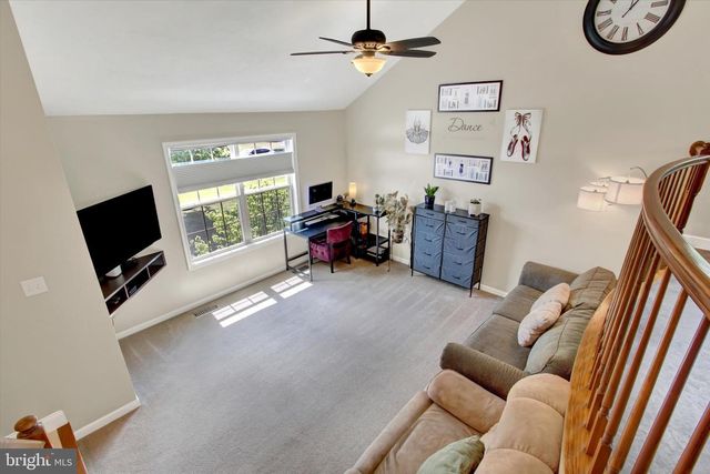39 N PHEASANT WAY, Abbottstown, PA 17301