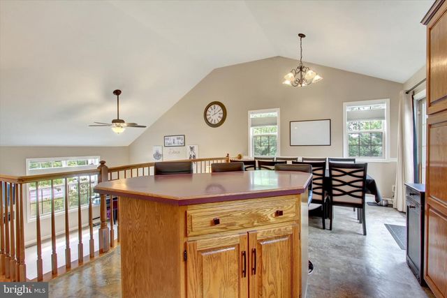 39 N PHEASANT WAY, Abbottstown, PA 17301