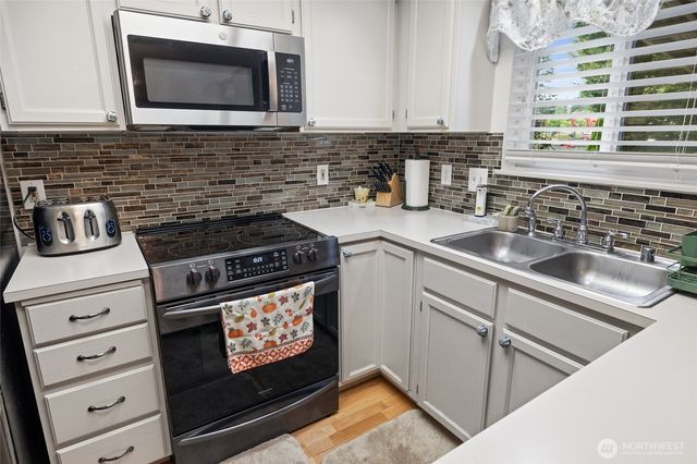 7103 Church Creek Circle NW, Stanwood, WA 98292