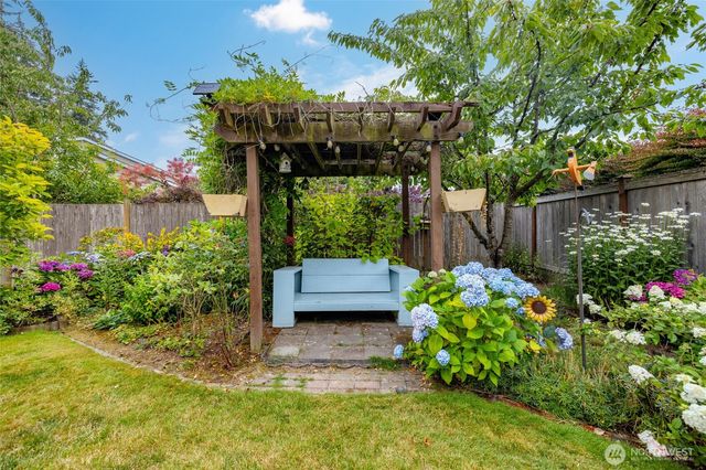 7103 Church Creek Circle NW, Stanwood, WA 98292