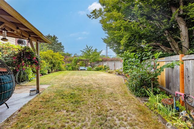 7103 Church Creek Circle NW, Stanwood, WA 98292