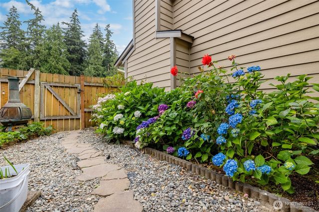 7103 Church Creek Circle NW, Stanwood, WA 98292