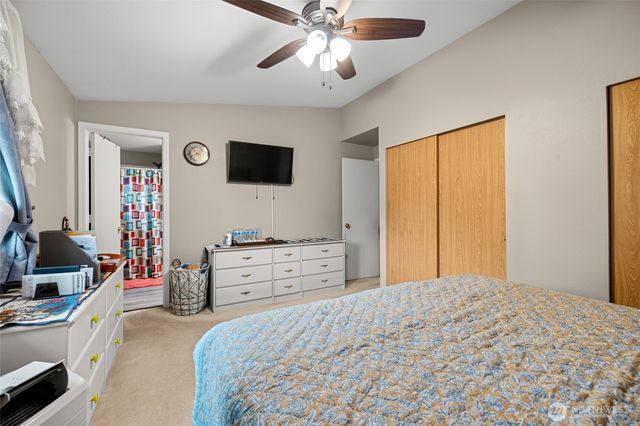 7103 Church Creek Circle NW, Stanwood, WA 98292