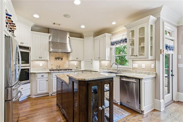 2723 Inglewood Drive, Gainesville, GA 30504
