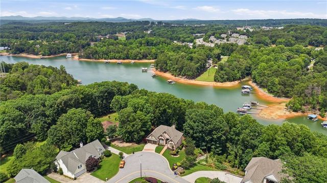 2723 Inglewood Drive, Gainesville, GA 30504