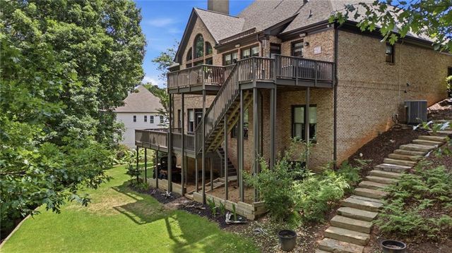 2723 Inglewood Drive, Gainesville, GA 30504