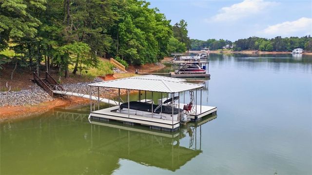 2723 Inglewood Drive, Gainesville, GA 30504