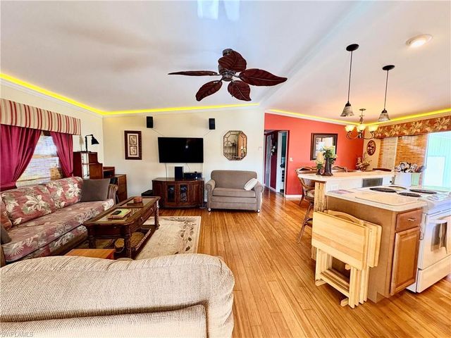 3157 Orchard DR, North Fort Myers, FL 33917