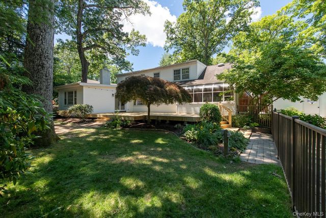 44 Pleasant Ridge Drive, Poughkeepsie, NY 12603