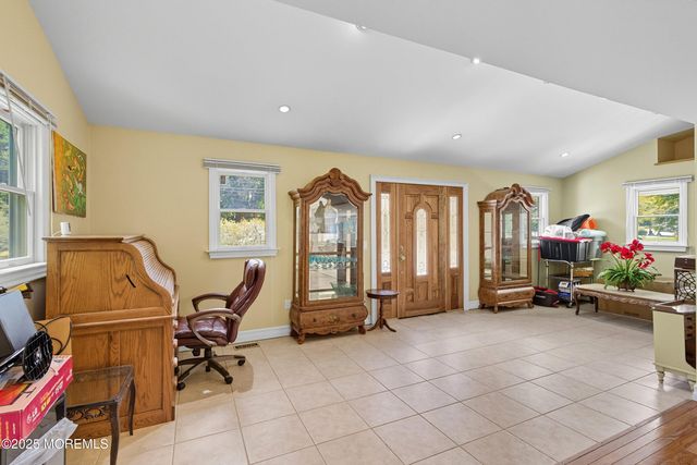 102 Colts Neck Road, Farmingdale, NJ 07727