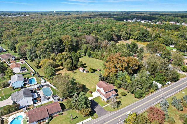 102 Colts Neck Road, Farmingdale, NJ 07727